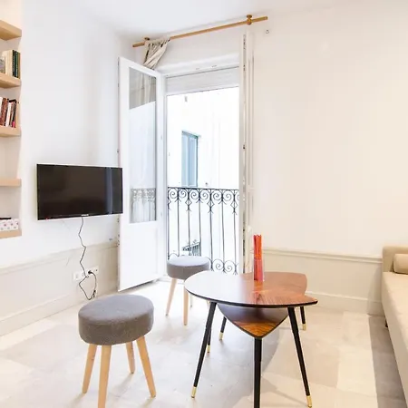 Minty Stay - Valverde Madrid Exterior photo